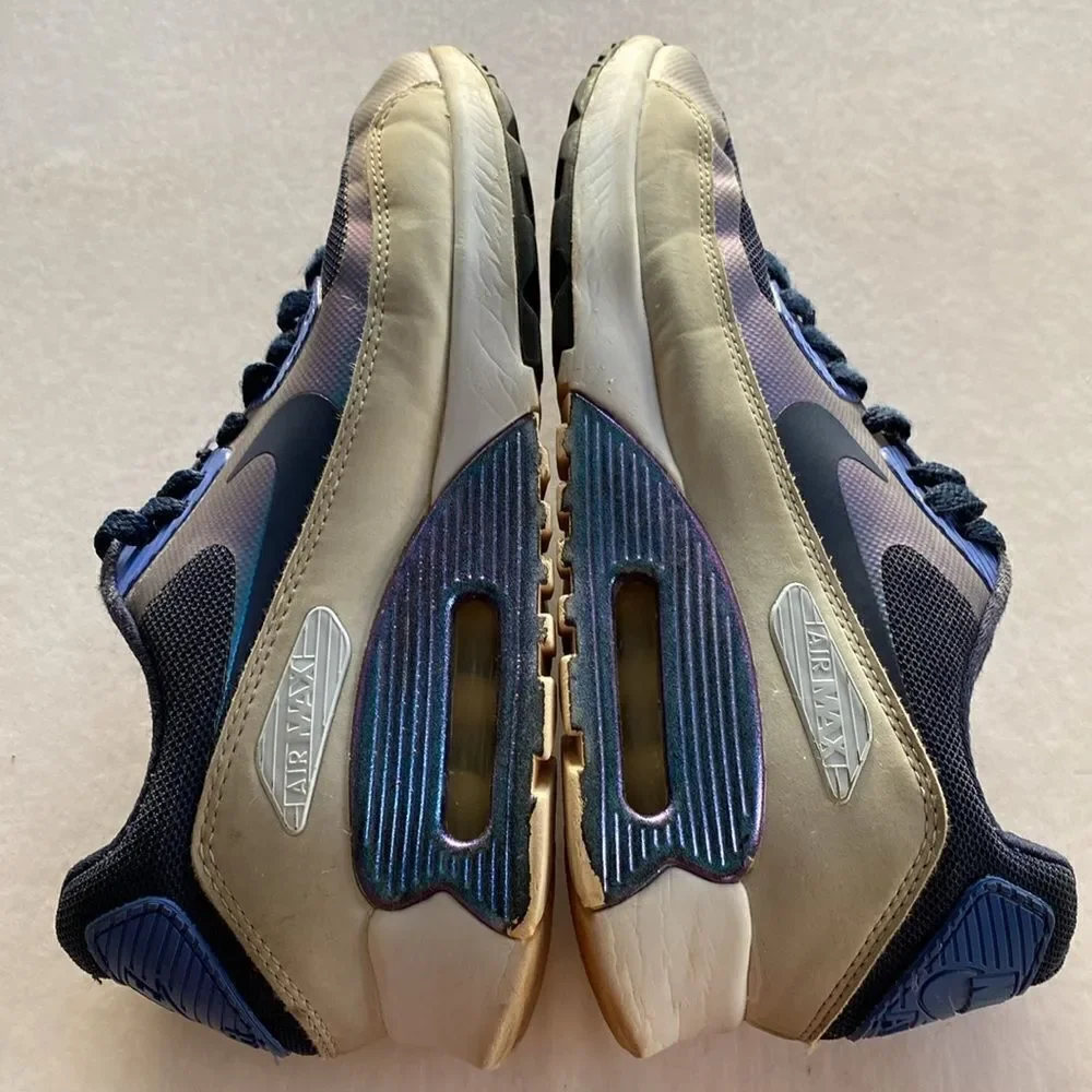 NIKE Women’s Air Max 90 Ultra 2.0 RS # AA0555-400 Sneakers Size 6